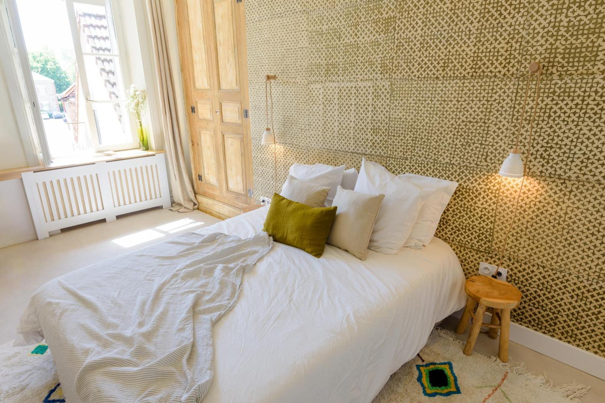 Aux Couleurs De Neuvy Hotel Ngoại thất bức ảnh